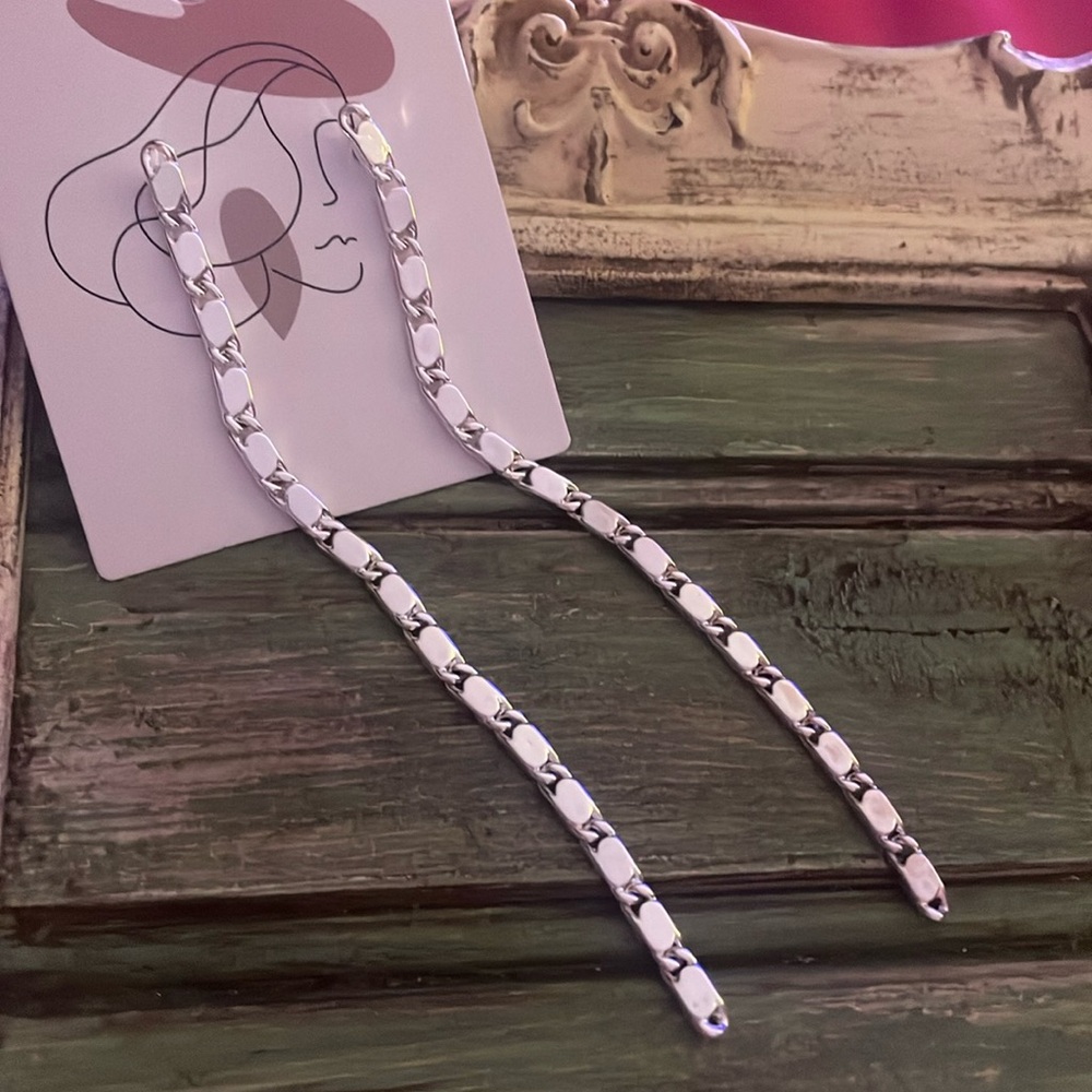 Nine West long chain earrings